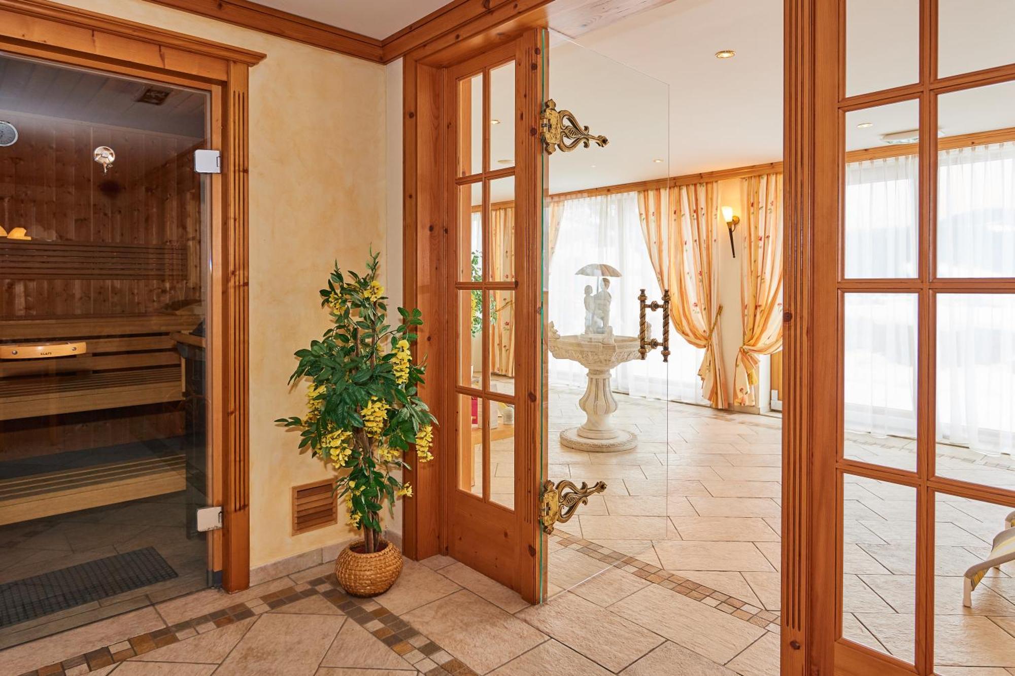 Landhotel Hinteraigengut Flachau Bagian luar foto